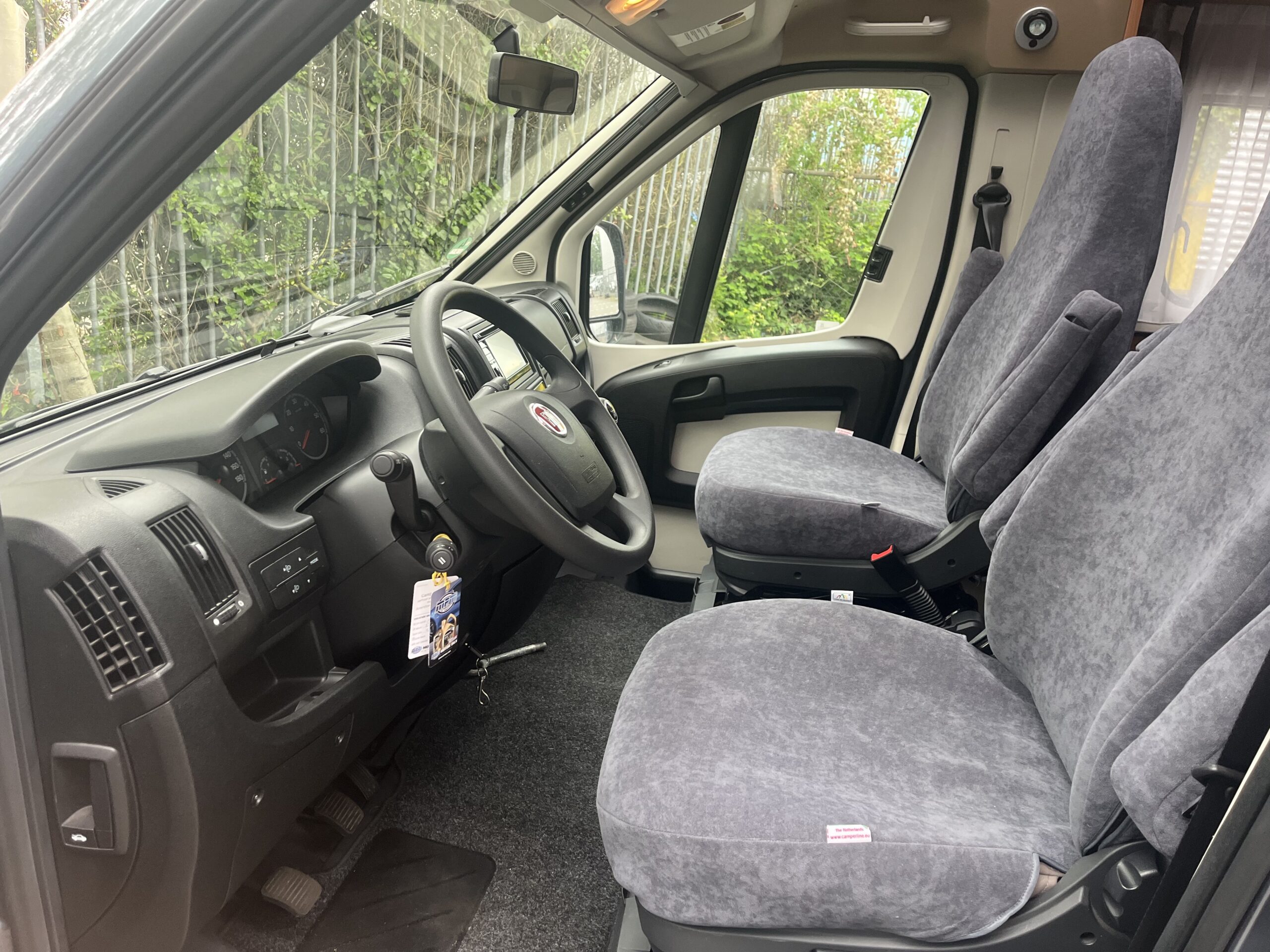 knaus schep 12